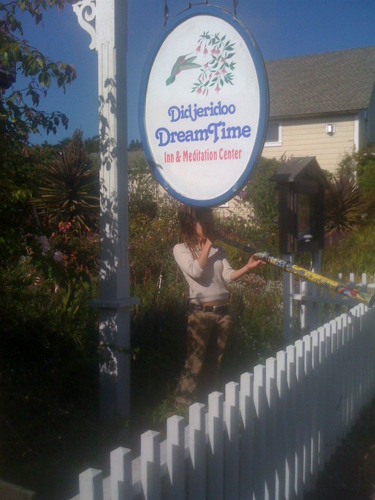 Didjeridoo Dreamtime Inn Mendocino Exterior photo